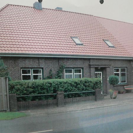 Ferienwohnung Zum Gruenen Holz Bohlenbergerfeld Exterior photo