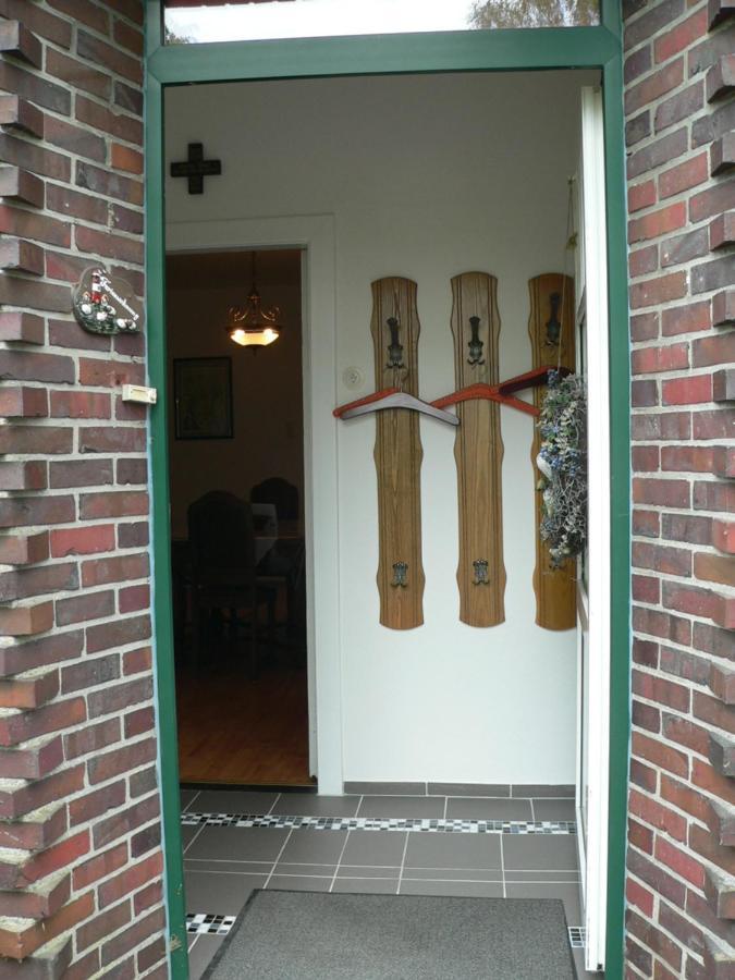 Ferienwohnung Zum Gruenen Holz Bohlenbergerfeld Exterior photo