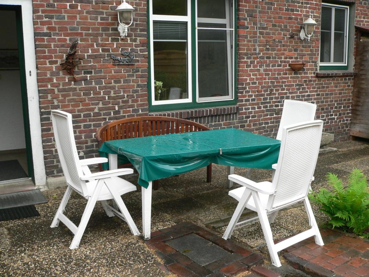 Ferienwohnung Zum Gruenen Holz Bohlenbergerfeld Exterior photo